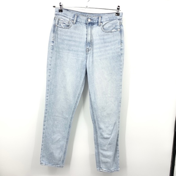 American Eagle Outfitters Denim - American Eagle Women 8 Mom Jeans Light Wash Slim Straight Leg 100% Cotton